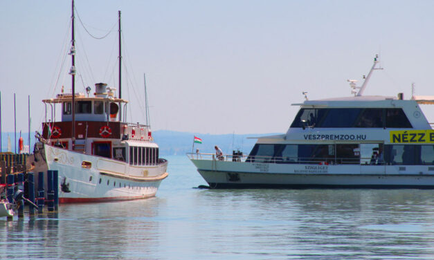 Elkezdődött a 175. jubileumi hajózási szezon a Balatonnál