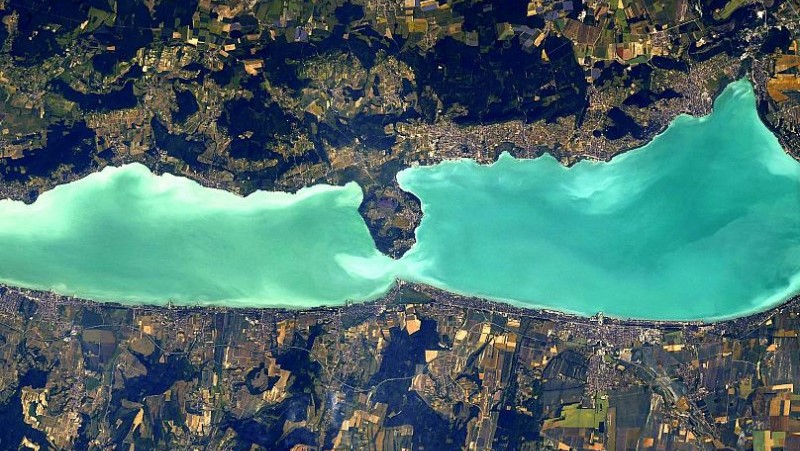 Csodálatosan néz ki a Balaton az űrből fotózva