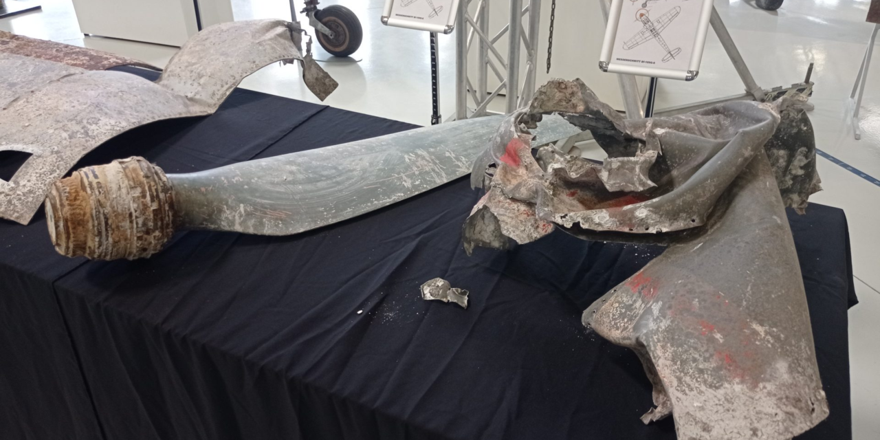 Gyilkos légieszközt találtak a Balatonban a katonai búvárok