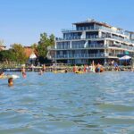 Balaton kontra Adria: mennyire kell megtömni a pénztárcánkat, ha nyaralni megyünk