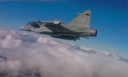 Katonai vadászgépek lepik el az eget a Balaton környékén: itt a Honvédelmi Minisztérium figyelmeztetése