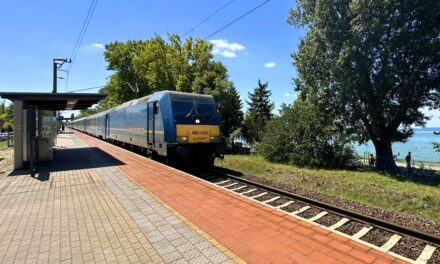 Szélvihar a Balatonon: nem járnak a vonatok a déli part egyik szakaszán