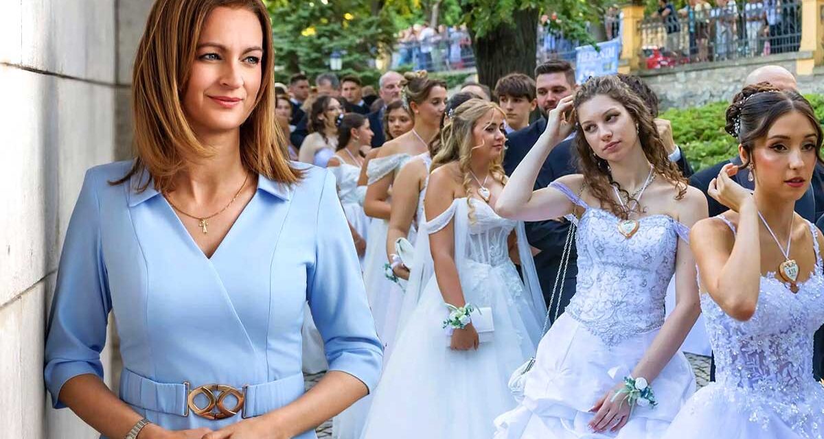 Forsthoffer Ágnes ideiglenes köztársasági elnök is egykor az Anna-bál szépe volt, most mégis politikai vita árnyékában rendezték meg az idei bált Balatonfüreden