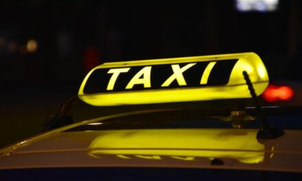 „Sokkal nagyobb problémának találom, hogy nem tartják be az emberek a karantént” – kiborultak a kaposvári taxisok a karanténra fittyet hányó utasoktól