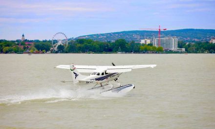 Felpörgetnék a Budapest-Balaton közötti hidroplános utazásokat, ennek a gépnek nincs szüksége repülőtérre, csak egy kis vízfelület kell neki