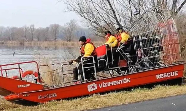 Teljesen átalakíthatja a vízimentést a Balatonon a szupergyors airboat – VIDEÓ