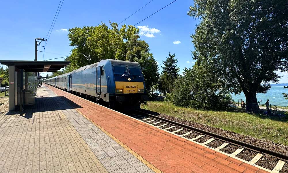 Szélvihar a Balatonon: nem járnak a vonatok a déli part egyik szakaszán