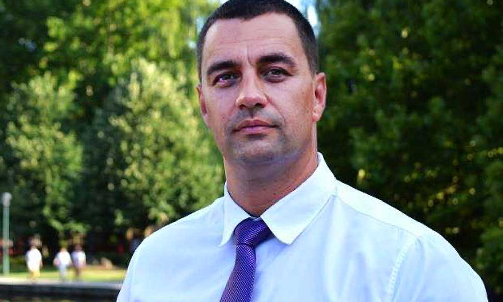 Rendőrségi eljárás indult Tapolca polgármestere ellen, Dobó Zoltán bántalmazhatott egy hajléktalant