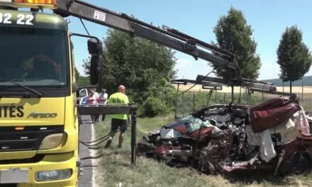 A csetényi baleset halálos áldozata gyermeke ballagására sietett, amikor összeütközött a Volánbusszal