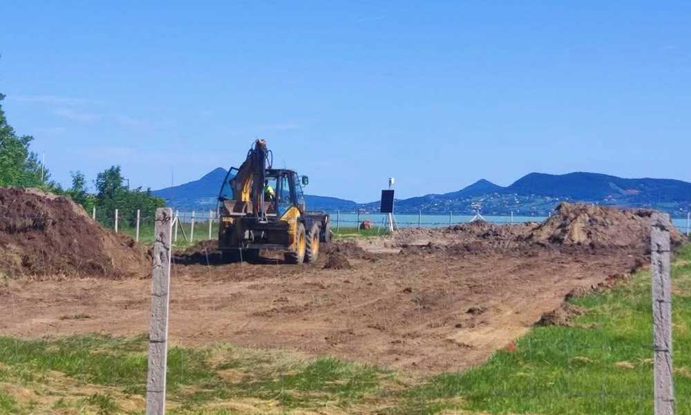 Elég volt a Balaton betonozásából! – békés demonstrációt hirdettek szombatra Fonyódon