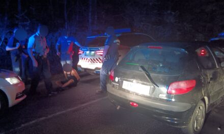 Részegen, jogsi nélkül vezetett egy 26 éves férfi: a rendőrök Székedfehérvártól Balatonvilágosig üldözték